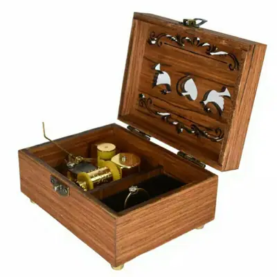 Kotak Musik Kayu Besar Otomatis dengan Tempat Cincin